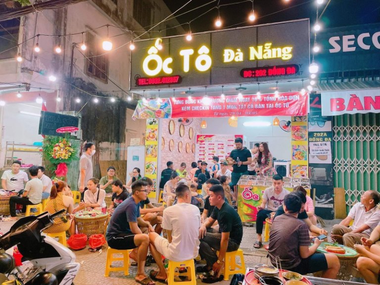 Ốc tô Đà Nẵng là một trong những quán bán đồ ăn đêm Đà Nẵng hấp dẫn